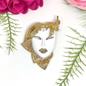 VINTAGE⚜️MASQUERADE Ornate Painted Brooch